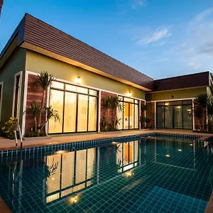 https://jinda-resort.khao-lakhotels.com