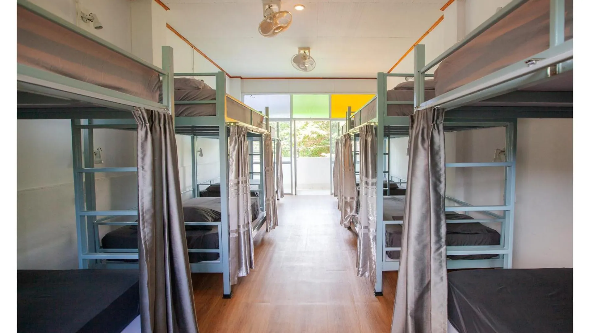 Namhasin House Hotel Ko Tao 2*,  Thailand